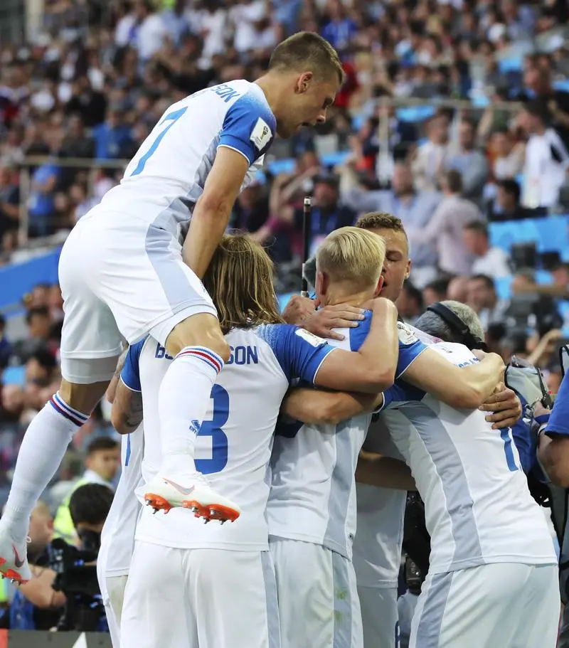 半岛体育app-瑞典客场战平斯洛伐克，实现连胜